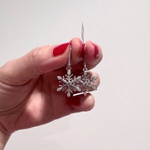 NEW Touchstone Silver Snowflake Earrings